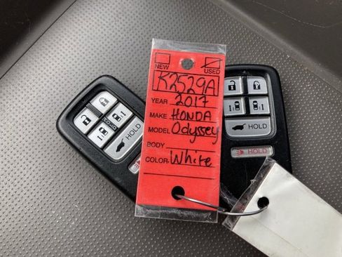 Used 2017 Honda Odyssey EX-L image 52