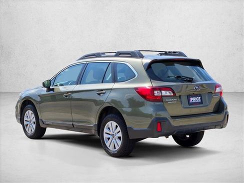 Used 2019 Subaru Outback 2.5i AWD/4WD image 8