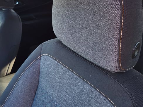 Used 2023 Chevrolet Equinox LT image 15