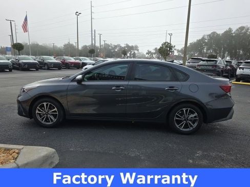Used 2023 Kia Forte LXS w/ LXS Technology Package image 17