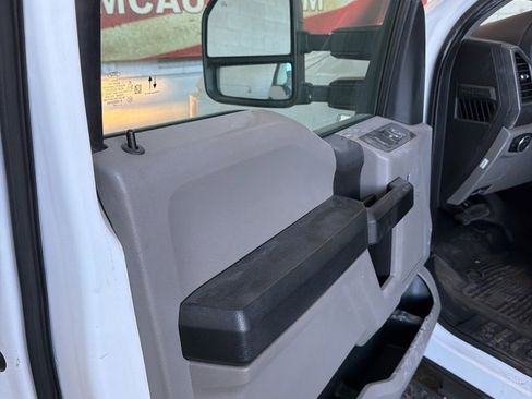 Used 2014 Ford F350 XL w/ Power Equipment Group image 17