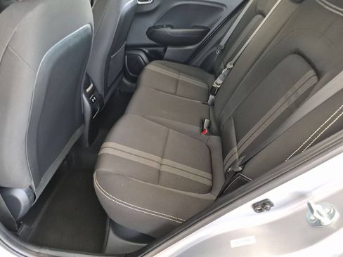 Used 2025 Hyundai Venue SEL FWD image 26