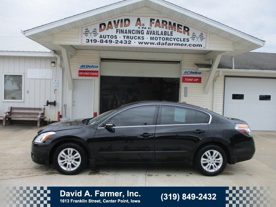 Used 2011 Nissan Altima 2.5 SL w/ 2.5SL Pkg FWD image 1