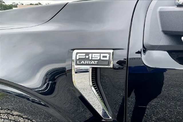 Used 2025 Ford F150 Lariat w/ Equipment Group 501A Mid AWD/4WD image 9
