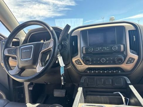 Used 2017 GMC Sierra 1500 Denali w/ Denali Ultimate Package AWD/4WD image 18