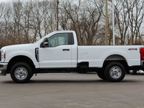 Used 2024 Ford F250 XL w/ Snow Plow Prep Package image 4