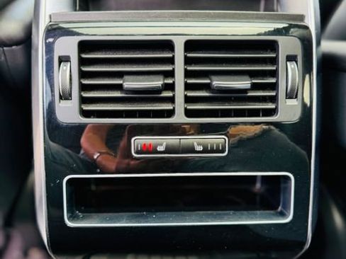 Used 2014 Land Rover Range Rover Sport HSE image 24