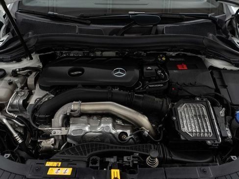 Used 2025 Mercedes-Benz GLA 250 4MATIC w/ Winter Package image 35