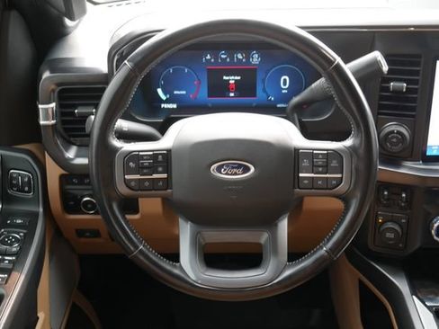 Used 2023 Ford F450 Lariat w/ Lariat Ultimate Package AWD/4WD image 17
