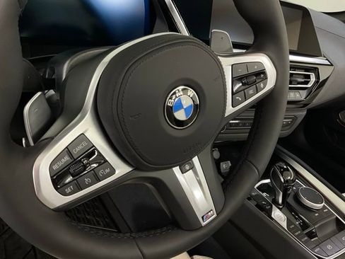 Certified 2026 BMW Z4 M40i w/ Premium Package image 24