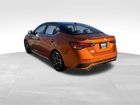 Used 2024 Nissan Sentra SR w/ SR Premium Package image 5