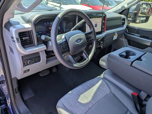 Used 2026 Ford F250 XLT w/ XLT Premium Package AWD/4WD image 12