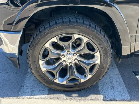 Used 2022 RAM 1500 Limited image 32