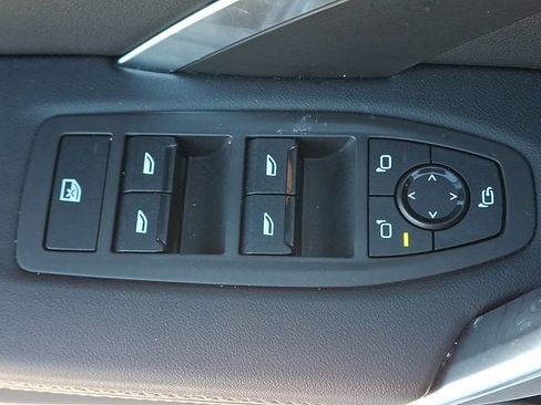 Used 2025 BMW X1 xDrive28i w/ M Sport Package image 26