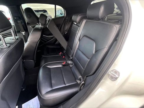 Used 2016 Mercedes-Benz GLA 250 image 24