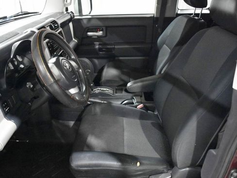 Used 2007 Toyota FJ Cruiser 2WD image 33