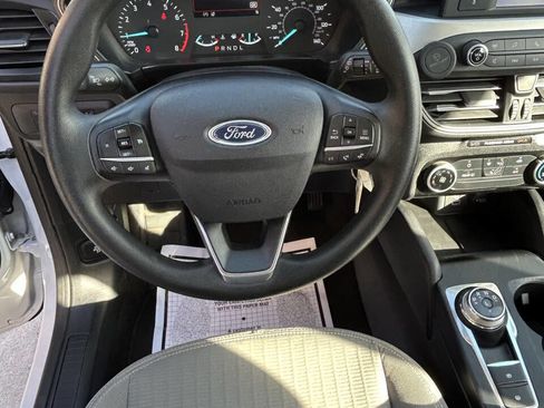 Used 2022 Ford Escape S AWD/4WD image 11