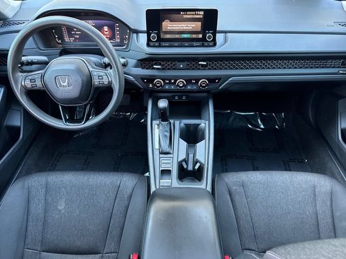 Used 2023 Honda Accord EX image 14