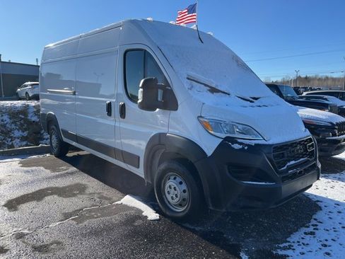 Used 2024 RAM ProMaster 2500 w/ Power Group image 2
