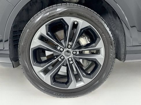 Used 2025 Audi Q7 3.0T Premium Plus AWD/4WD image 31