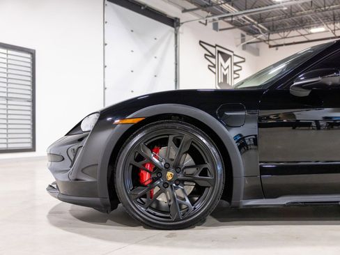 Used 2024 Porsche Taycan 4S image 18