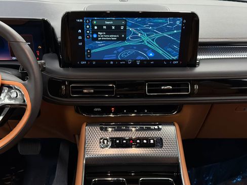 New 2026 Lincoln Aviator Black Label w/ Black Label Special Edition image 24