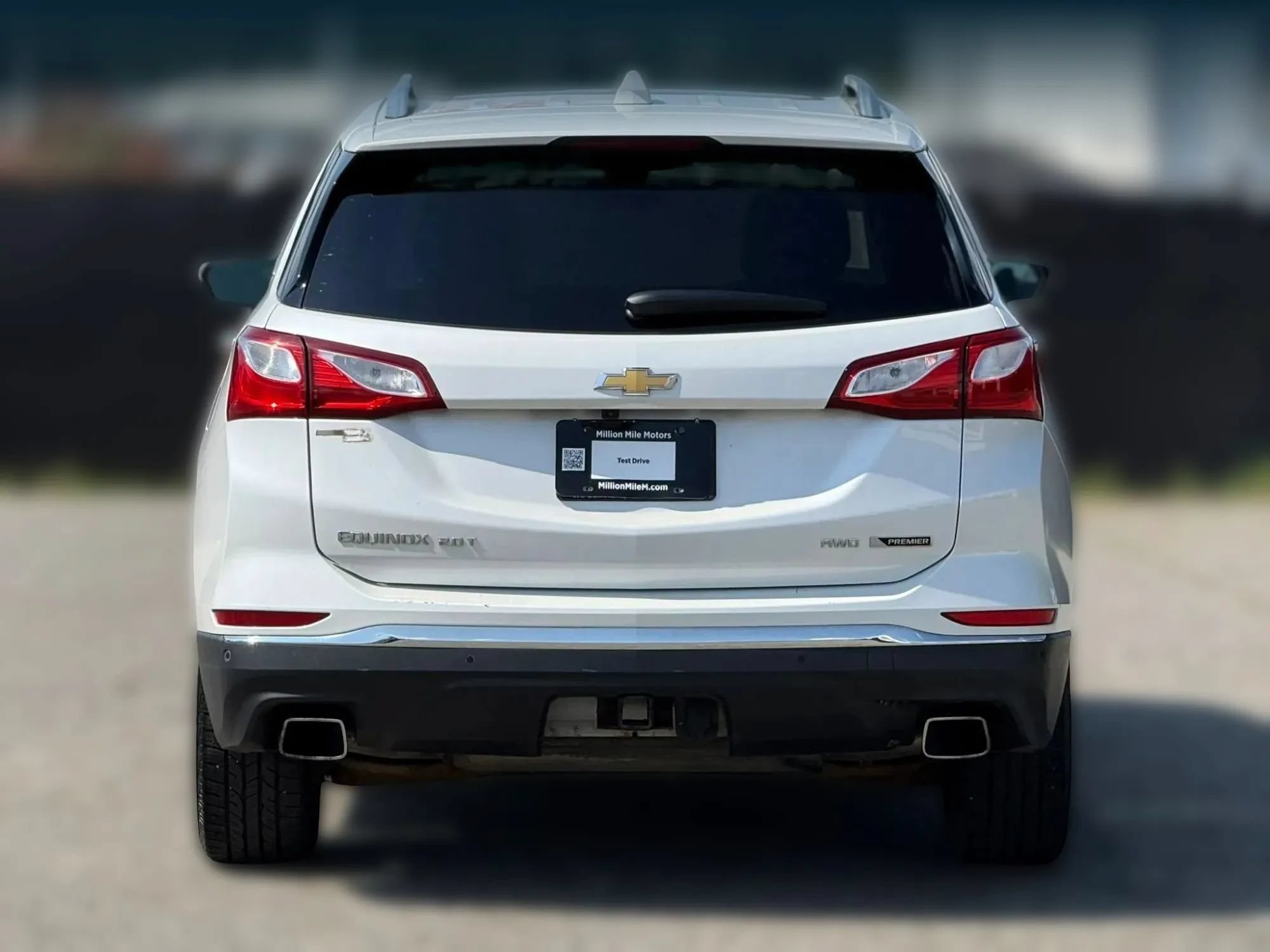 Used 2018 Chevrolet Equinox Premier w/ Premier True North Edition AWD/4WD image 4
