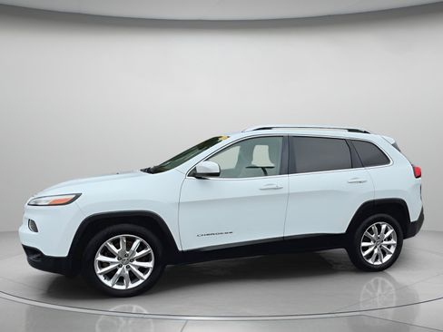 Used 2016 Jeep Cherokee Limited image 14