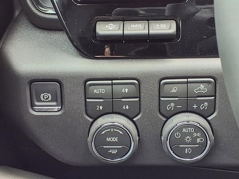 New 2026 Chevrolet Silverado 1500 ZR2 image 19