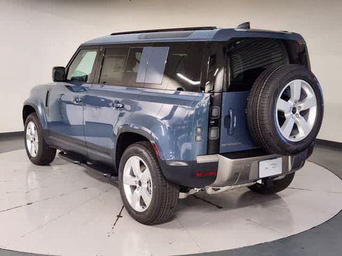 New 2026 Land Rover Defender 110 S AWD/4WD image 10