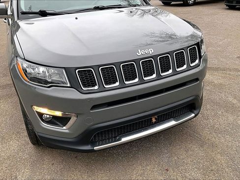 Used 2020 Jeep Compass Limited image 4