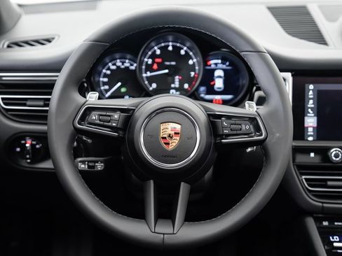New 2025 Porsche Macan image 13