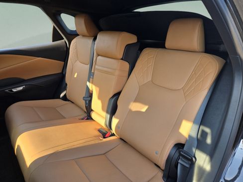 Certified 2025 Lexus RX 350 FWD w/ Technology Package image 20
