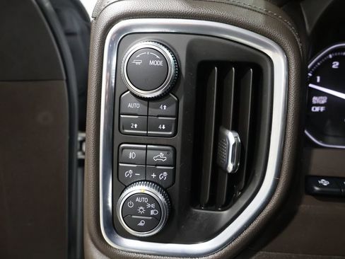 Used 2020 GMC Sierra 1500 Denali w/ Technology Package image 38