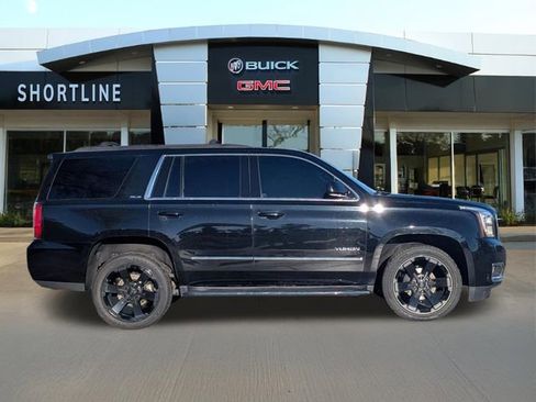 Used 2019 GMC Yukon SLE w/ HD Trailering Package image 2