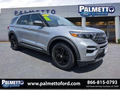 Used 2022 Ford Explorer XLT w/ Equipment Group 202A RWD image 1