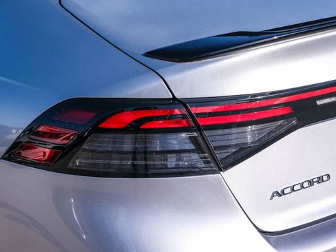 Used 2024 Honda Accord Sport image 7
