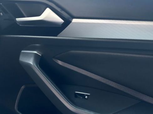 Used 2019 Volkswagen Jetta R-Line image 18