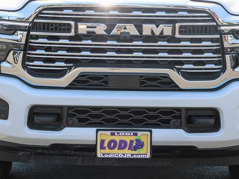 New 2025 RAM 3500 Limited image 7