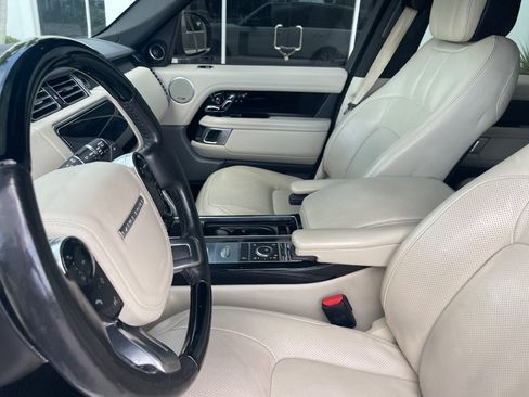 Used 2018 Land Rover Range Rover Supercharged AWD/4WD image 9