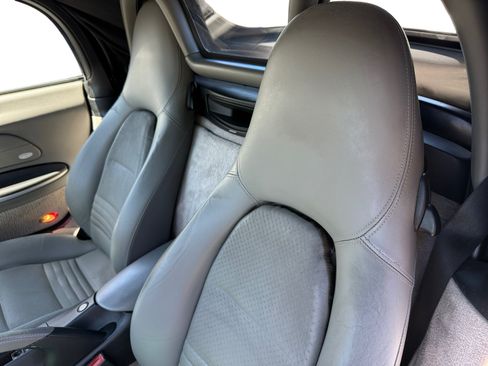 Used 2004 Porsche Boxster S RWD image 16