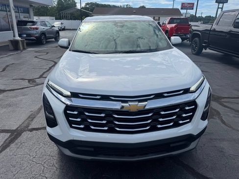 Certified 2026 Chevrolet Equinox LT w/ Convenience Package II FWD image 13