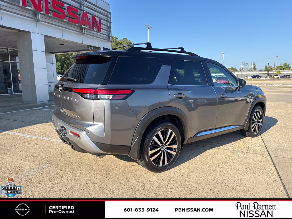 Certified 2025 Nissan Pathfinder Platinum FWD image 5