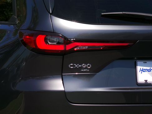Certified 2024 MAZDA CX-90 Plug-In Hybrid w/ Preferred AWD/4WD image 22