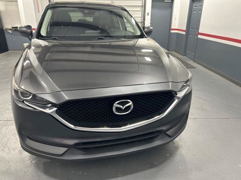 Used 2017 MAZDA CX-5 Touring AWD/4WD image 6