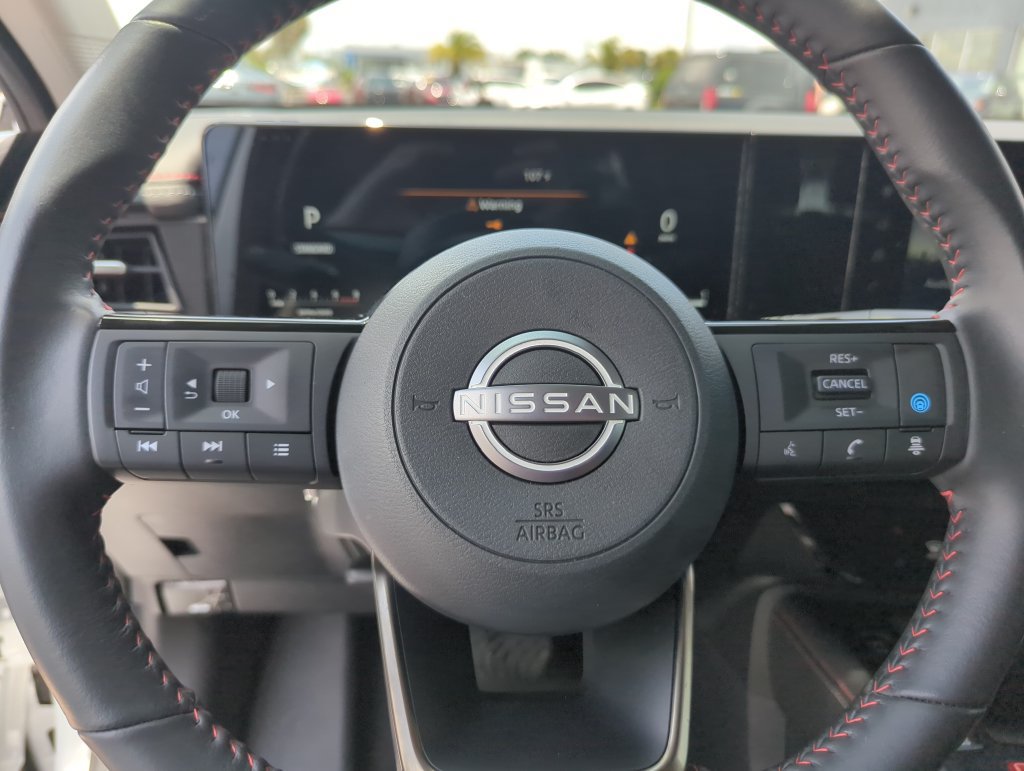 Certified 2025 Nissan Kicks SR AWD/4WD image 44