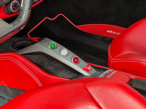 Used 2017 Ferrari 488 GTB image 31