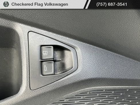 Used 2023 Volkswagen Jetta Sport image 16