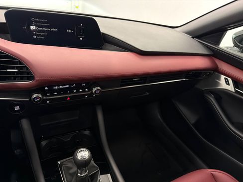 New 2026 MAZDA MAZDA3 2.5 S Hatchback w/ Premium Pkg FWD image 24