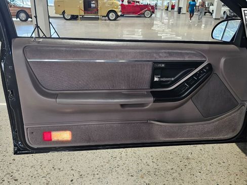 Used 1989 Mercury Cougar XR7 image 18